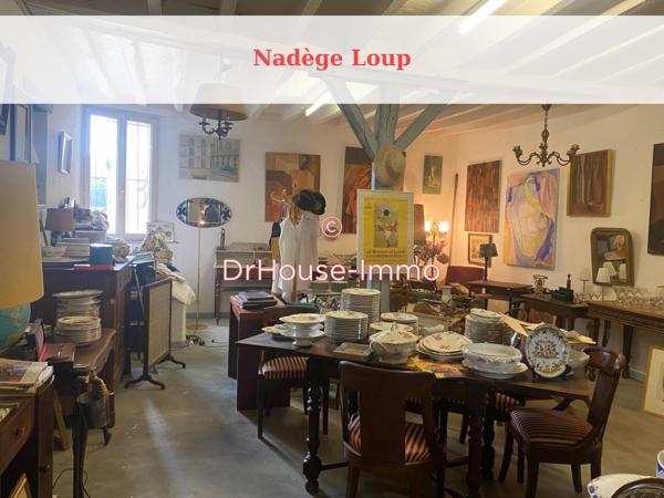 Immeuble à vendre de 371 m²