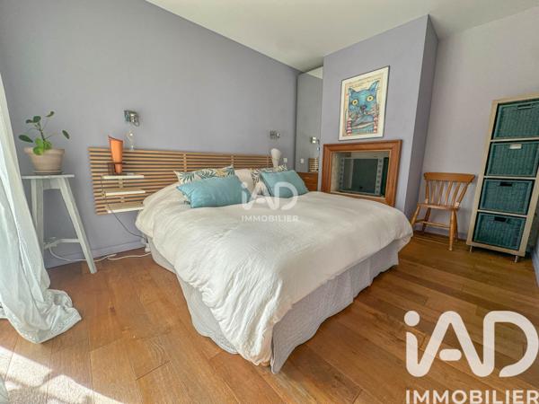 Maison à vendre 6 pièces 166 m² Saint-Médard-en-Jalles