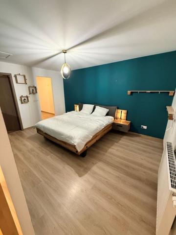 EXCLUSIVITE Appartement T2 Duplex avec terrasse, jardin, garage et place de parking privative