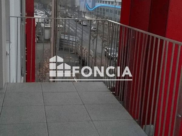 Location Appartement 2 pièces 34.86 m² - 41 RUE DU CLOS FOUR RESIDENCE LE NOUVEAU MONDE BAT Clermont Ferrand 63100