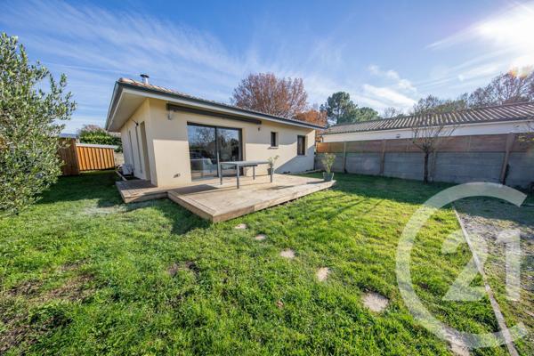 Maison à vendre  4 pièces - 74 m2 LE TAILLAN MEDOC - 33