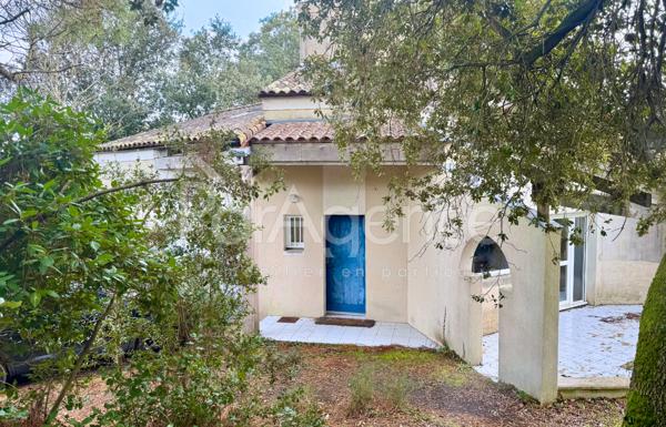 Maison familiale cadre boisé Proximité plages et centre