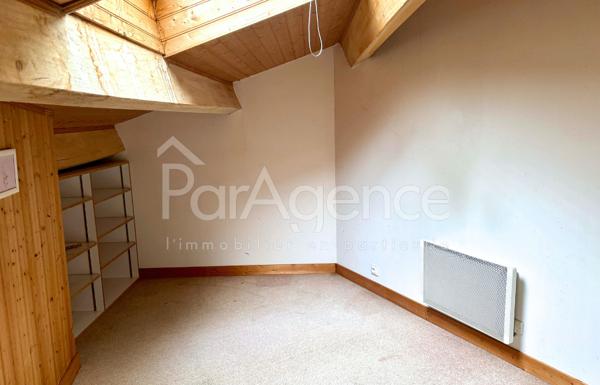 Maison familiale cadre boisé Proximité plages et centre