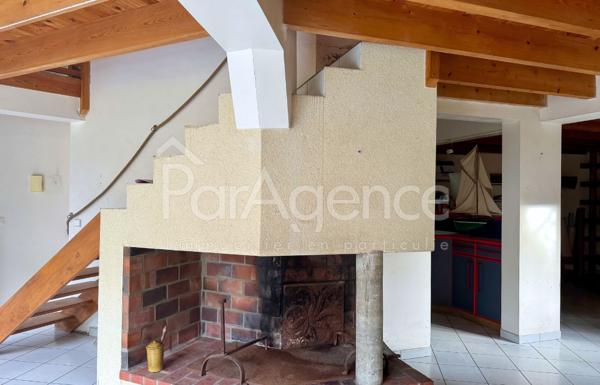 Maison familiale cadre boisé Proximité plages et centre