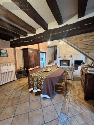 Maison à vendre à Coulans-sur-Gée dans la Sarthe (72550), ref : 72120-1005