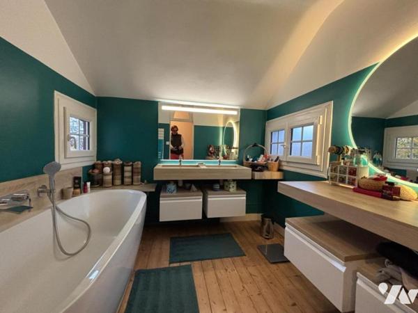 MAison ancienne 295 m²