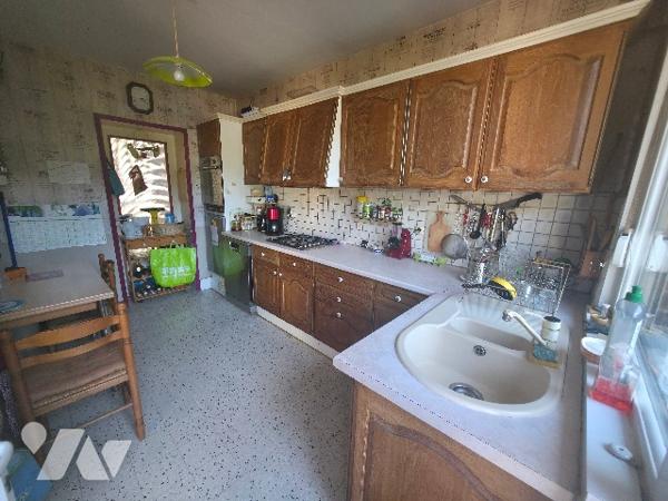 Maison individuelle d'environ 150m² habitables bâtie sur une parcelle de 513m².