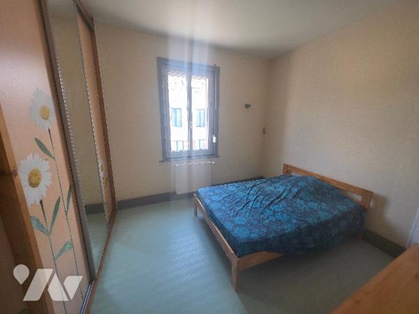 Maison individuelle d'environ 150m² habitables bâtie sur une parcelle de 513m².