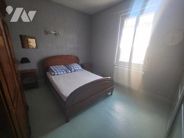 Maison individuelle d'environ 150m² habitables bâtie sur une parcelle de 513m².