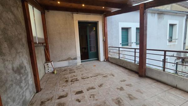 proche de tout commerces et écoles