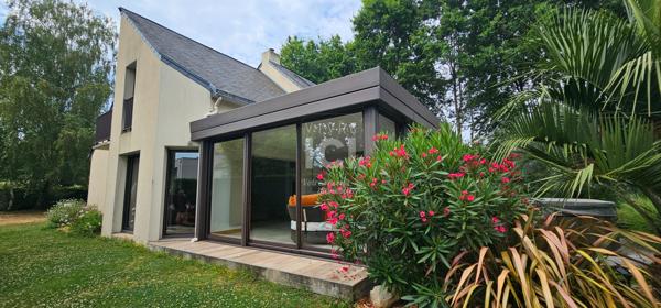 Maison Sainte Luce Sur Loire - 190 m²