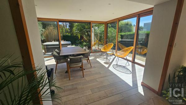 Maison Sainte Luce Sur Loire - 190 m²
