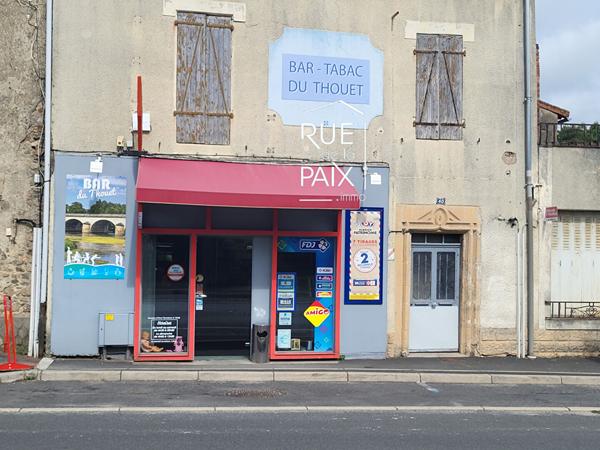 79200 PARTHENAY Fonds de commerce Parthenay