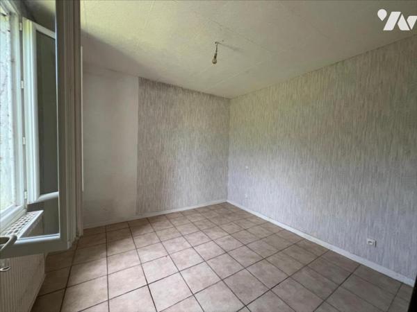 MAISON AVEC DÉPENDANCE