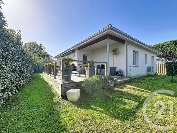 Maison à vendre  5 pièces - 119,85 m 2   GUJAN MESTRAS  - 33