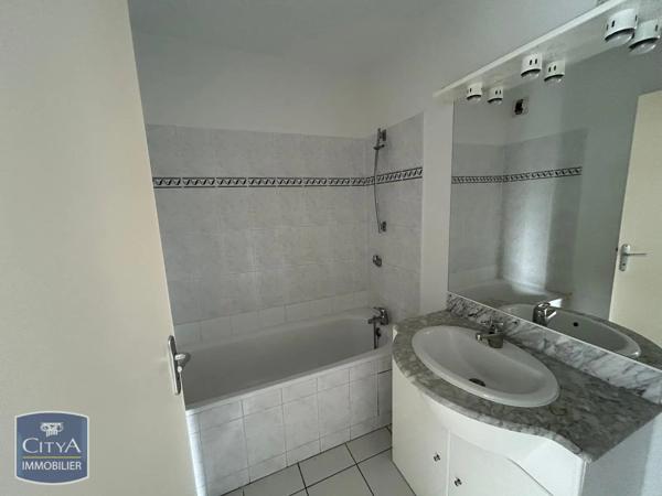 Appartement à vendre 3 pièces 63m² Saint-Michel (16470)