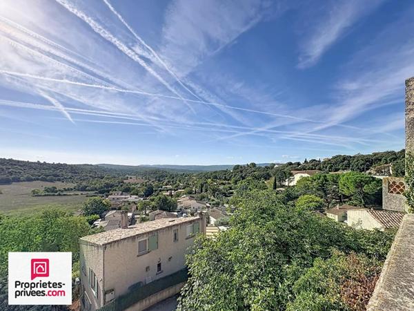 Ginasservis T3 60 m² entièrement rénové avec cave voutée