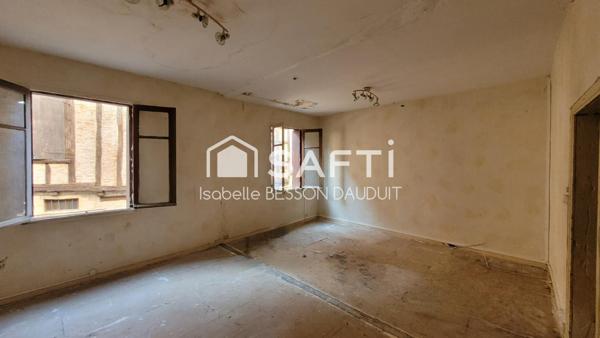 IMMEUBLE SUR 3 NIVEAUX - 150M²