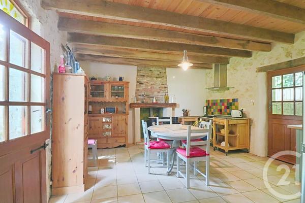 Maison à vendre  12 pièces - 329 m 2   MONTPON MENESTEROL  - 24