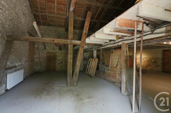 Maison à vendre  12 pièces - 329 m 2   MONTPON MENESTEROL  - 24