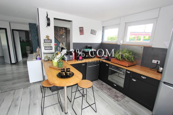 Maison
                                                                                                                                                                                                                                                                                                                        4 pièce(s)                                                                                                                                                                                                          1 chambre(s)                                                                                                                                                                                                          98  m²