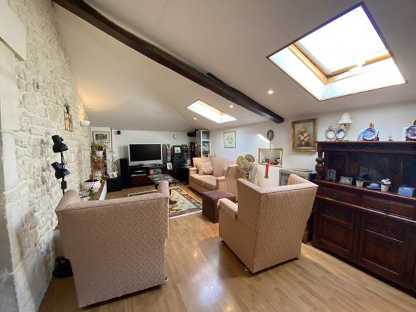 Maison à vendre à Jonzac (17500) - Charente-Maritime