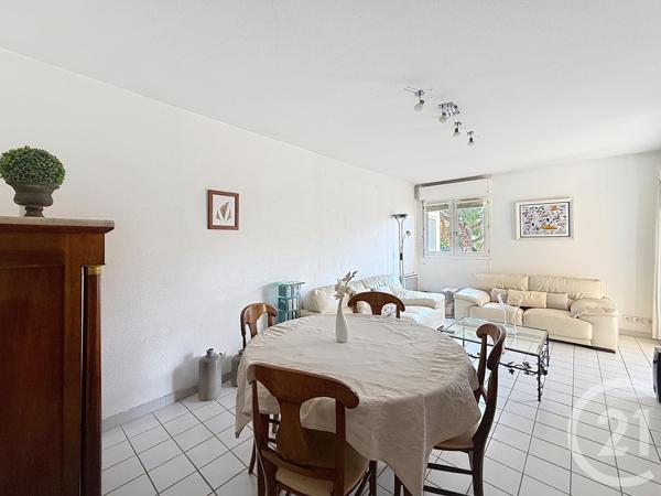 Appartement T4 à vendre  4 pièces - 76,21 m2 FREJUS - 83