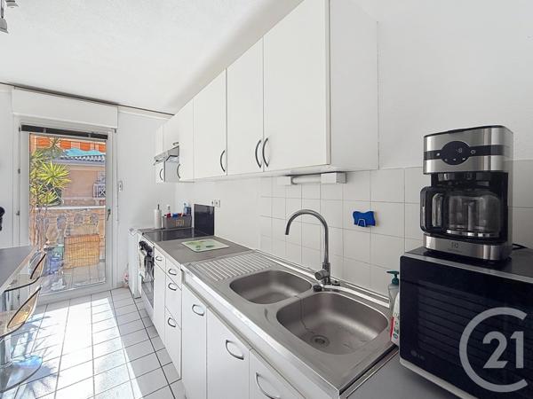 Appartement T4 à vendre  4 pièces - 76,21 m2 FREJUS - 83