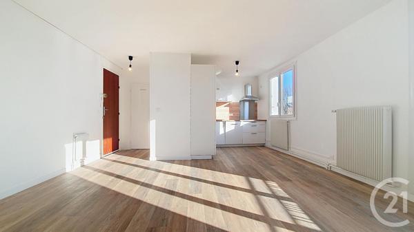 Appartement à vendre  3 pièces - 66 m2 LA RICHE - 37