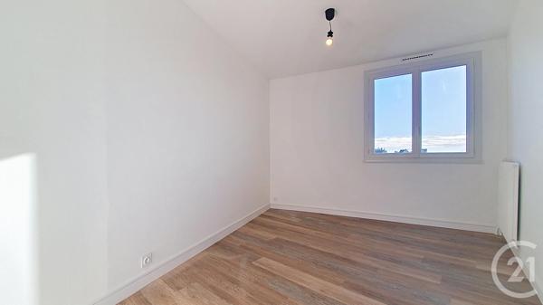 Appartement à vendre  3 pièces - 66 m2 LA RICHE - 37