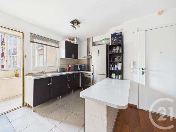 Appartement T4 à vendre  4 pièces - 76,69 m2 LA VALETTE DU VAR - 83