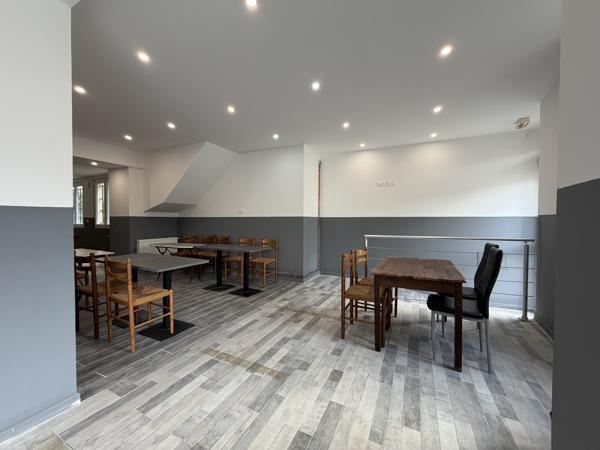 ÉPERNON – MURS COMMERCIAUX – ESPACE DE RESTAURATION 150 M² – PIED DE GARE - PMR – Terrasse