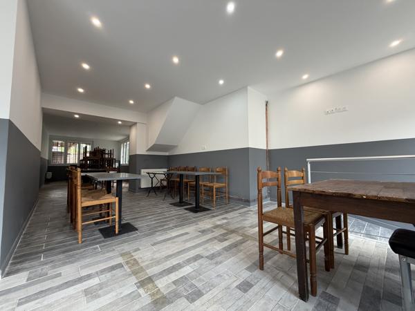 ÉPERNON – MURS COMMERCIAUX – ESPACE DE RESTAURATION 150 M² – PIED DE GARE - PMR – Terrasse