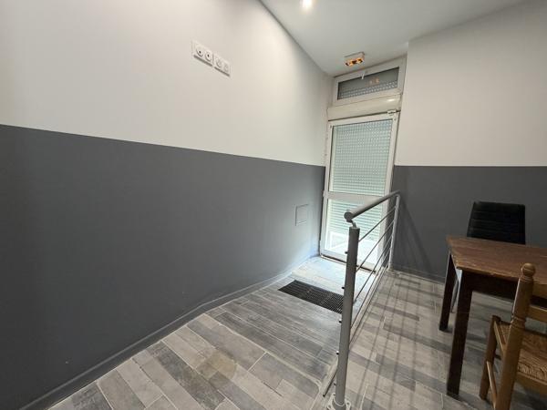 ÉPERNON – MURS COMMERCIAUX – ESPACE DE RESTAURATION 150 M² – PIED DE GARE - PMR – Terrasse