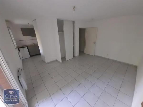 Appartement à louer 1 pièce 27.95m² Muret (31600)