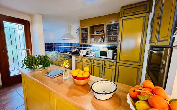 Maison à vendre    5 pièces • 120 m2 La Seyne-sur-Mer