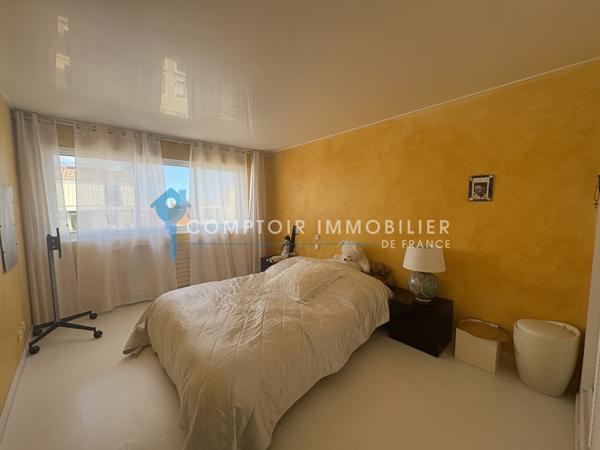 Appartement
                                                                                                                                                                                                                                                                                                                        4 pièce(s)                                                                                                                                                                                                          2 chambre(s)                                                                                                                                                                                                          147  m²