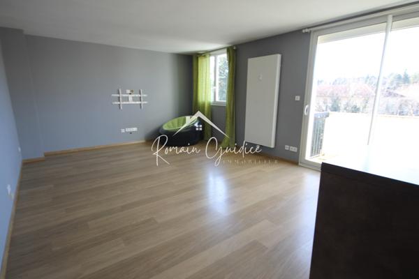 Millau (12100) APPARTEMENT TYPE 3 DE 71 M² AVEC BALCON ET PLACES DE PARKING