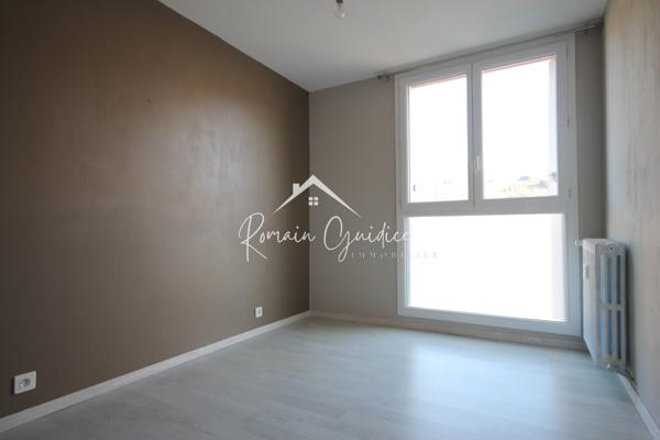 Millau (12100) APPARTEMENT TYPE 3 DE 71 M² AVEC BALCON ET PLACES DE PARKING