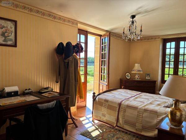 Corps de ferme à vendre à Dun-le-Poëlier dans l'Indre (36210), ref : JA/766