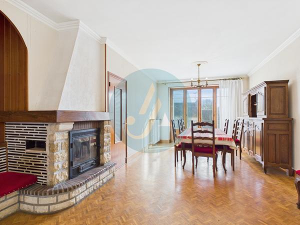 Narcy (58400) Maison élevée sur sous-sol, 2 chambres, garage, terrasses, idéal pour résidence principale, secondaire ou inve