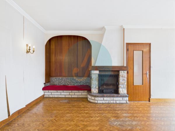 Narcy (58400) Maison élevée sur sous-sol, 2 chambres, garage, terrasses, idéal pour résidence principale, secondaire ou inve