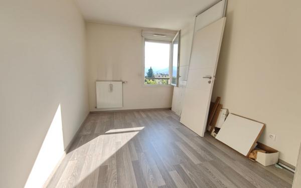 Appartement à vendre    3 pièces • 68,51 m2 Grenoble
