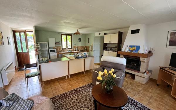 Maison à vendre    3 pièces •  Les Vans