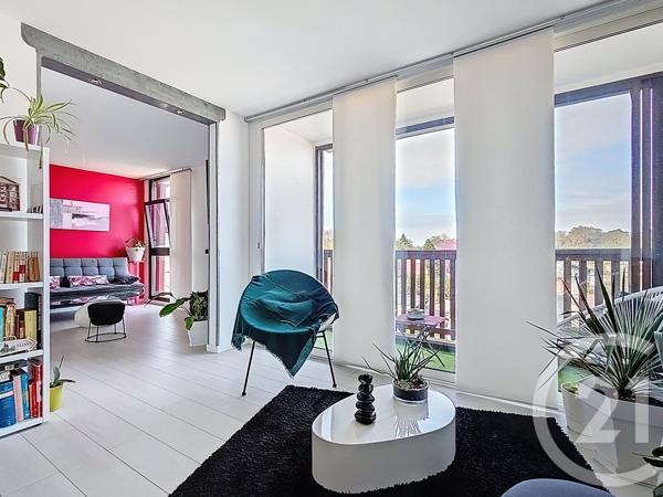 Appartement F5 à vendre  5 pièces - 96,43 m 2   BOUCAU  - 64