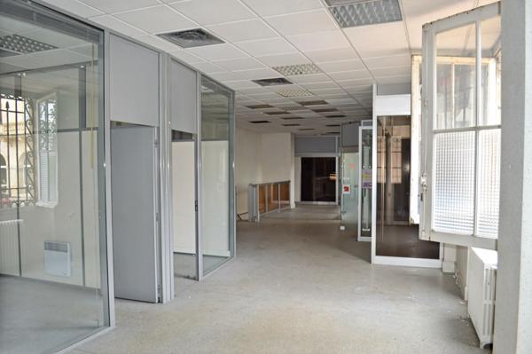 Immeuble à vendre à Villeneuve-sur-Lot (47300) - Lot-et-Garonne