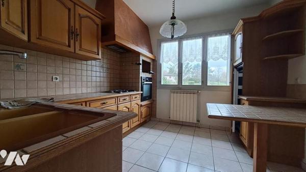 MAISON SUR SOUS-SOL