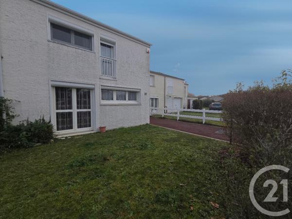 Maison à vendre  4 pièces - 121 m2 ST PIERRE LES NEMOURS - 77