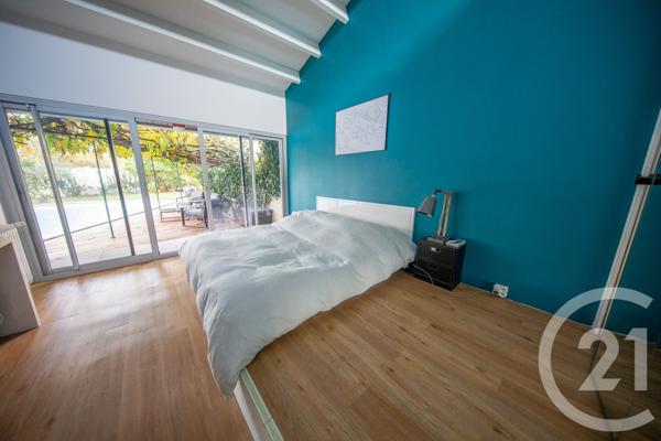 Maison à vendre  8 pièces - 204,48 m 2   ST MEDARD EN JALLES  - 33