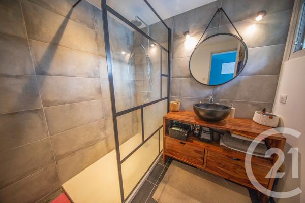 Maison à vendre  8 pièces - 204,48 m 2   ST MEDARD EN JALLES  - 33